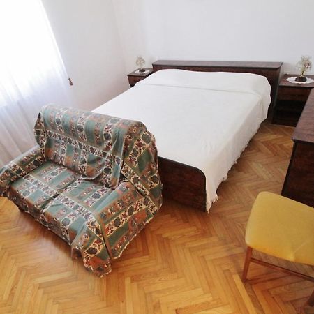 Apartments Marija Савудрія Екстер'єр фото