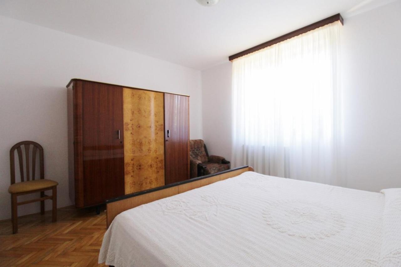 Apartments Marija Савудрія Екстер'єр фото