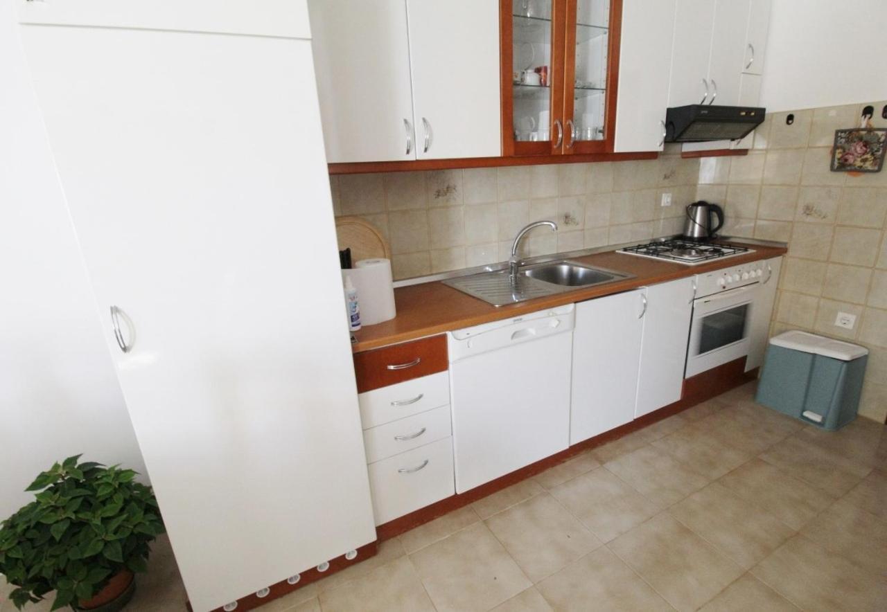 Apartments Marija Савудрія Екстер'єр фото