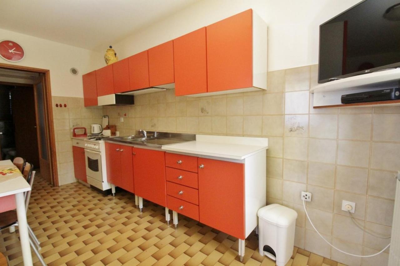Apartments Marija Савудрія Екстер'єр фото