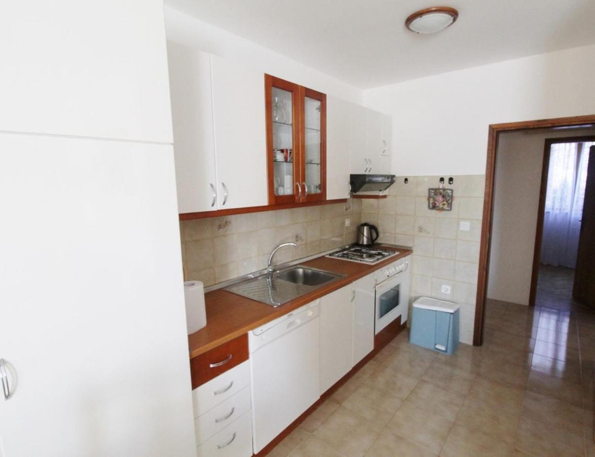 Apartments Marija Савудрія Екстер'єр фото