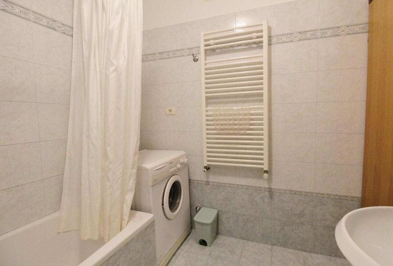 Apartments Marija Савудрія Екстер'єр фото